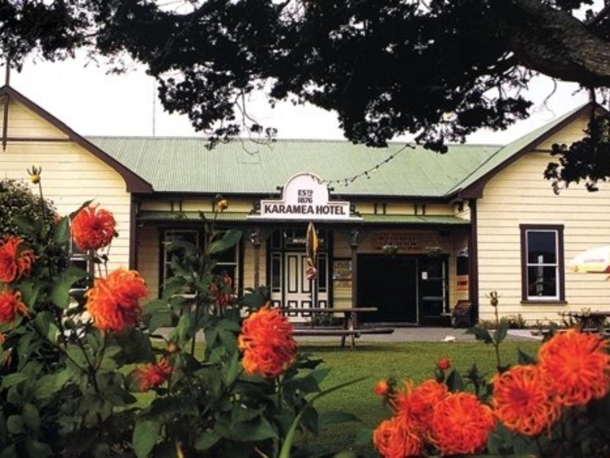 Karamea Village Hotel Exterior photo