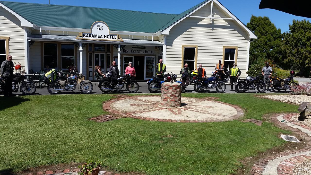 Karamea Village Hotel Exterior photo